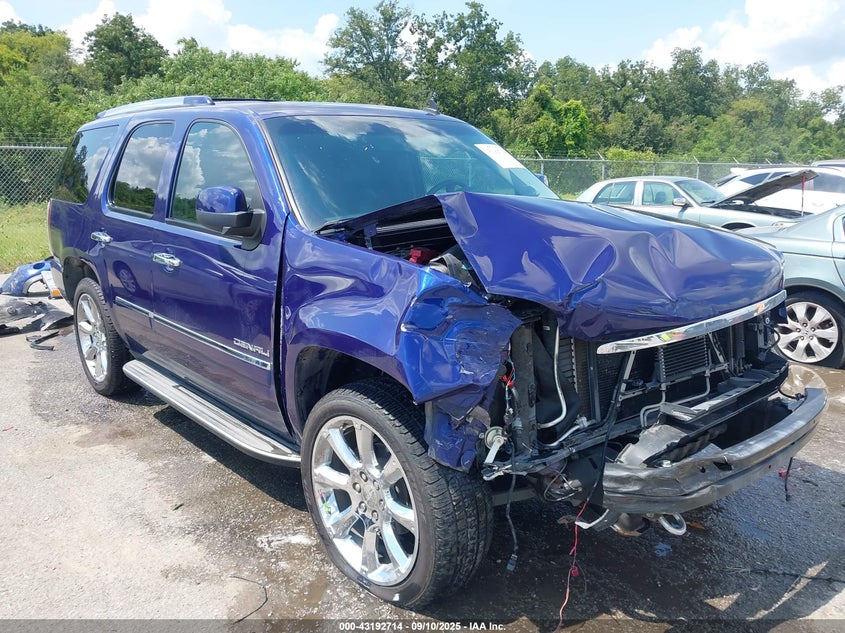 GMC YUKON DENALI