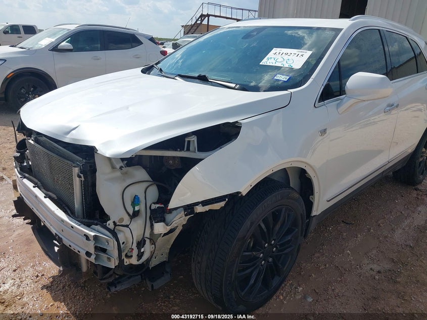 1GYKNCRS0HZ119894 2017 CADILLAC XT5 photo no. 18