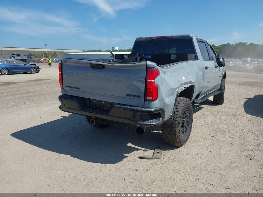 1GC4YYEY3RF368108 2024 CHEVROLET SILVERADO photo no. 4
