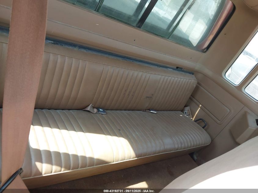 1990 Ford F250 VIN: 1FTHX25G8LKA00451 Lot: 43192731