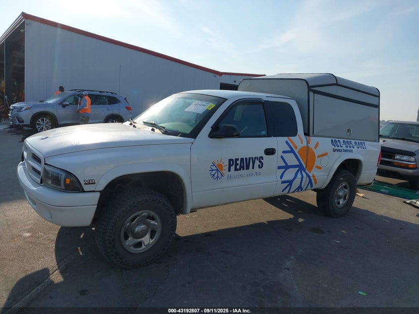 1B7GG22N3YS765590 2000 DODGE DAKOTA photo no. 14