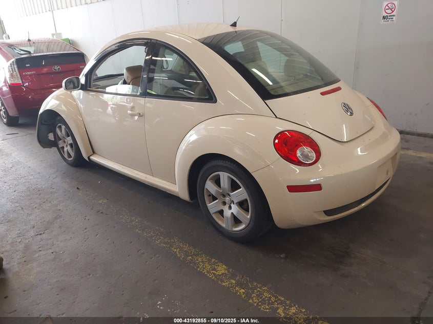 2007 Volkswagen New Beetle 2.5 yellow hatchback gasoline 3VWSW31C17M509813 photo #4