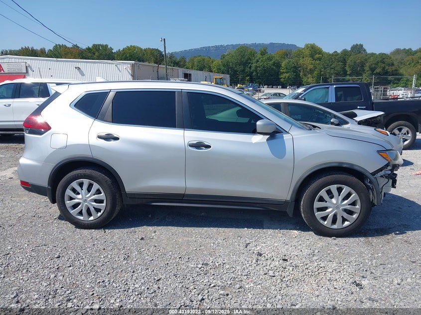 2018 NISSAN ROGUE S - KNMAT2MT6JP579399