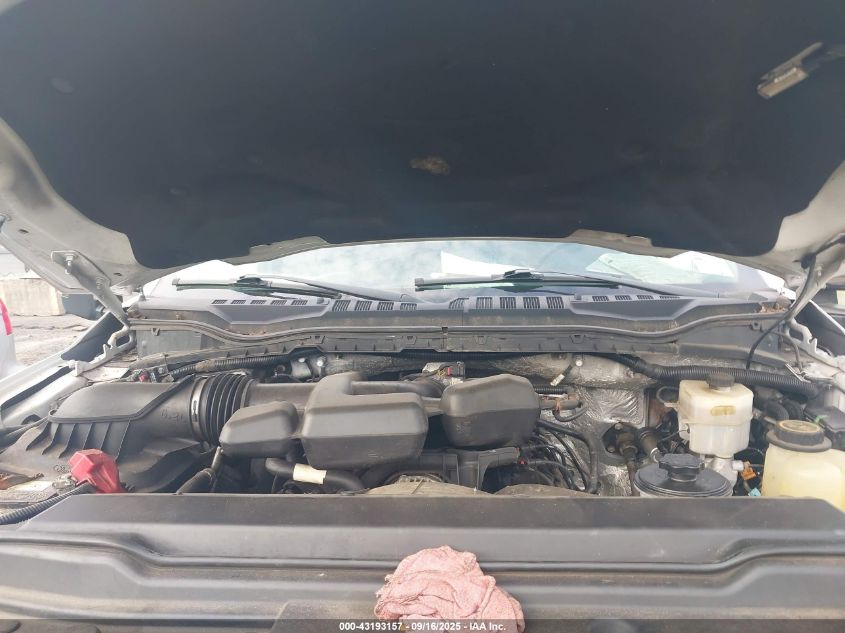 2017 Ford F-350 Chassis Xl VIN: 1FDRF3G62HEF22754 Lot: 43193157