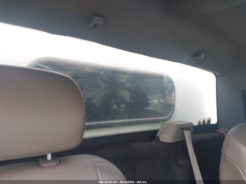 2017 Ford F-350 Chassis Xl VIN: 1FDRF3G62HEF22754 Lot: 43193157