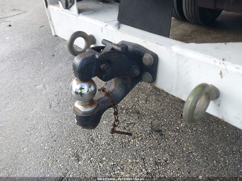 2008 Ford F-450 Chassis Xl/Xlt VIN: 1FDXF46Y58EA55300 Lot: 43193242