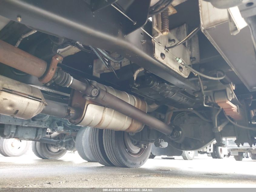 2008 Ford F-450 Chassis Xl/Xlt VIN: 1FDXF46Y58EA55300 Lot: 43193242