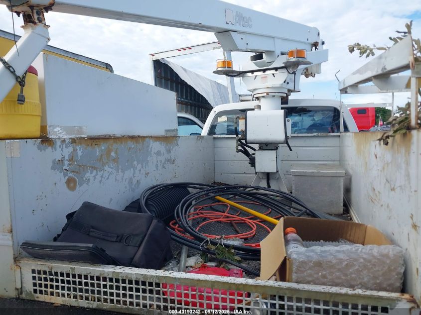 2008 Ford F-450 Chassis Xl/Xlt VIN: 1FDXF46Y58EA55300 Lot: 43193242