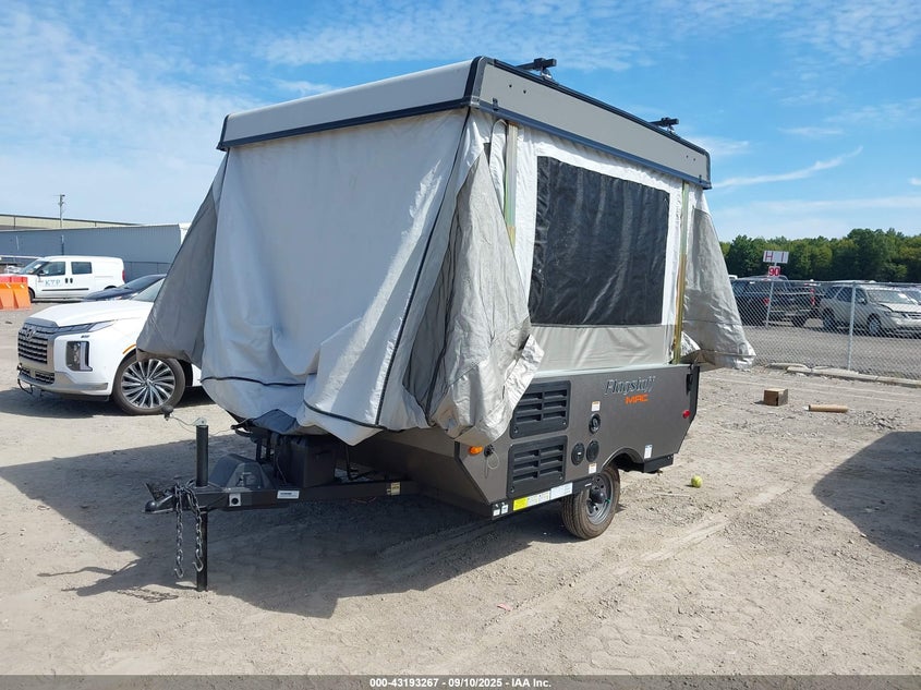 4X4CFS211KD182018 2019   photo no. 2