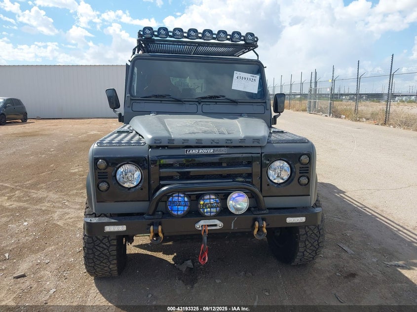 1981 Land Rover Defender VIN: SALLBCMV1AA132562 Lot: 43193325