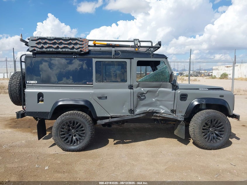 1981 Land Rover Defender VIN: SALLBCMV1AA132562 Lot: 43193325