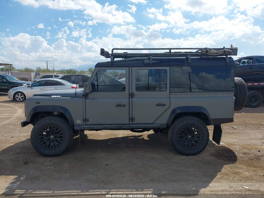 1981 Land Rover Defender VIN: SALLBCMV1AA132562 Lot: 43193325