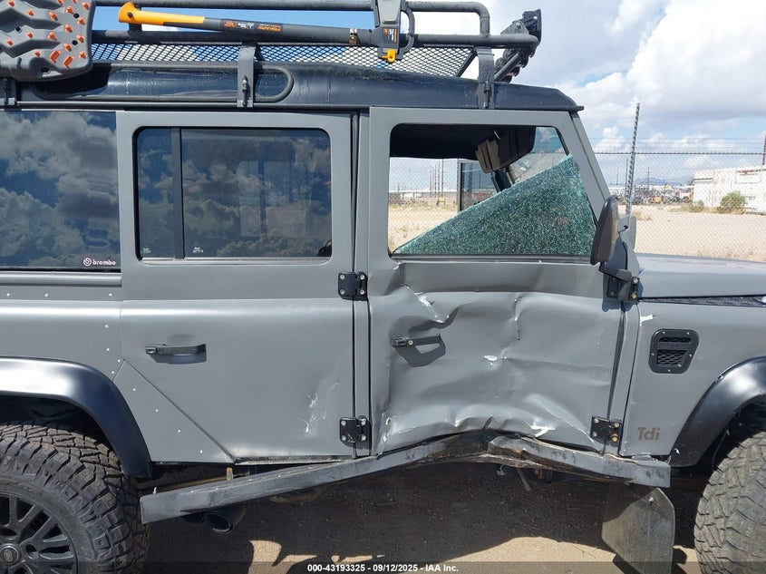 1981 Land Rover Defender VIN: SALLBCMV1AA132562 Lot: 43193325