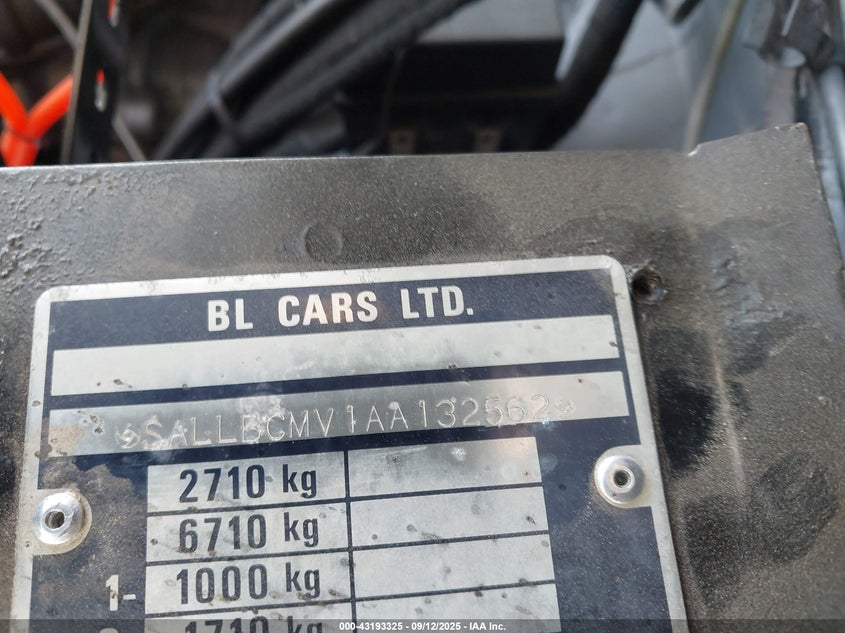 1981 Land Rover Defender VIN: SALLBCMV1AA132562 Lot: 43193325