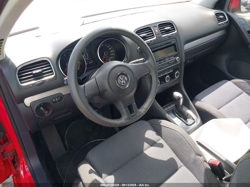 2014 Volkswagen Golf 2.5L VIN: WVWDB7AJ1EW006910 Lot: 43193329