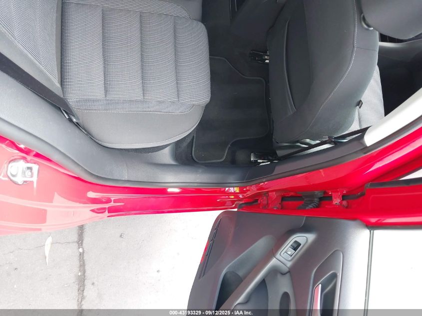 2014 Volkswagen Golf 2.5L VIN: WVWDB7AJ1EW006910 Lot: 43193329