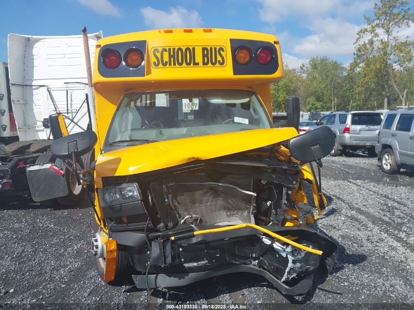 2023 GMC Savana Cutaway Work Van VIN: 1GD37SB73P1133317 Lot: 43193335