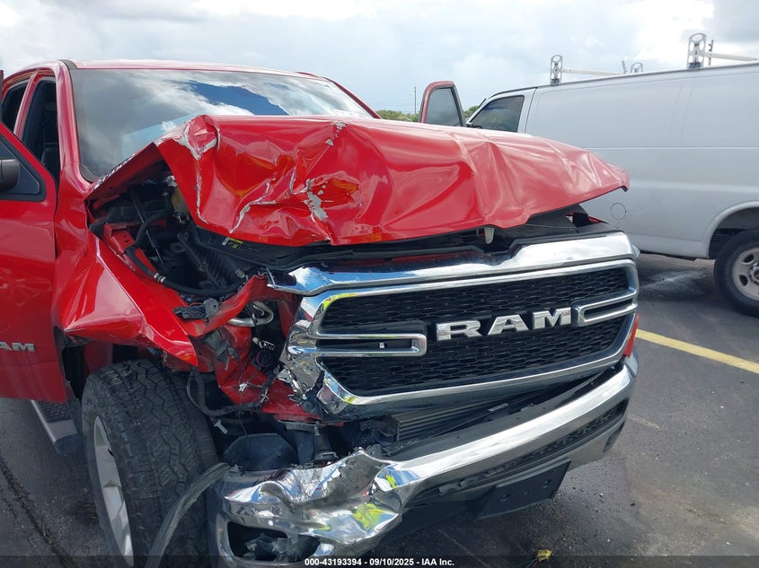 2020 RAM 1500 BIG HORN  4X2 5'7 BOX - 1C6RREFM3LN289359