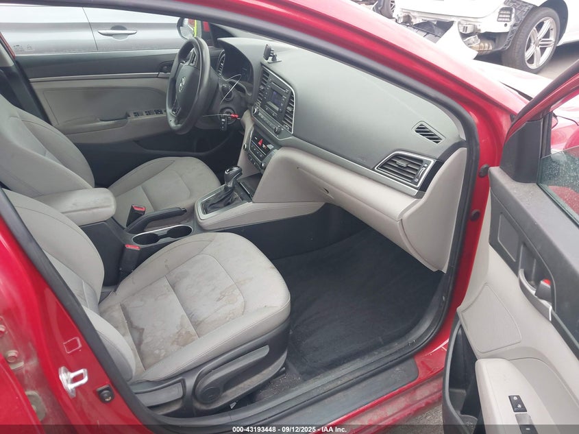 2017 HYUNDAI ELANTRA SE - KMHD74LF5HU304218