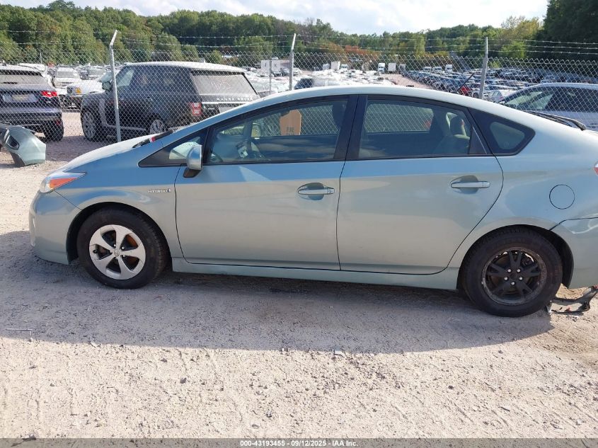 2013 Toyota Prius Two VIN: JTDKN3DU9D1651586 Lot: 43193455