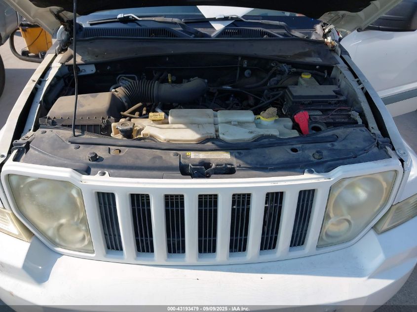 2008 Jeep Liberty Sport VIN: 1J8GN28K18W188742 Lot: 43193479