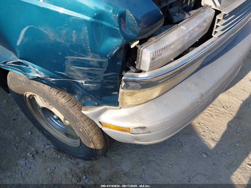 2000 Chevrolet Astro VIN: 1GNDM19W6YB213903 Lot: 43193624