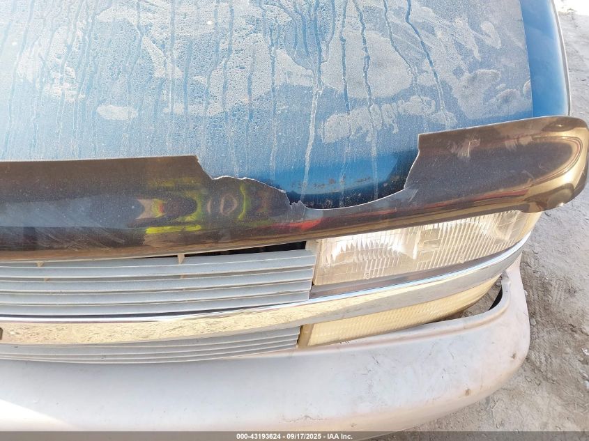 2000 Chevrolet Astro VIN: 1GNDM19W6YB213903 Lot: 43193624