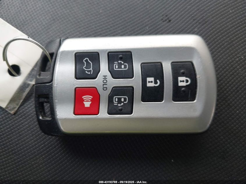 2017 Toyota Sienna Xle 8 Passenger VIN: 5TDYZ3DC2HS872624 Lot: 43193769