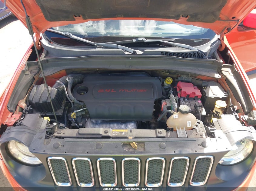 2018 JEEP RENEGADE LATITUDE FWD - ZACCJABB5JPJ27379