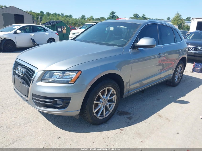 2011 AUDI Q5 2.0T PREMIUM · Фото 2