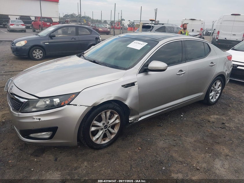 KNAGN4A67B5162477 2011 KIA OPTIMA photo no. 2