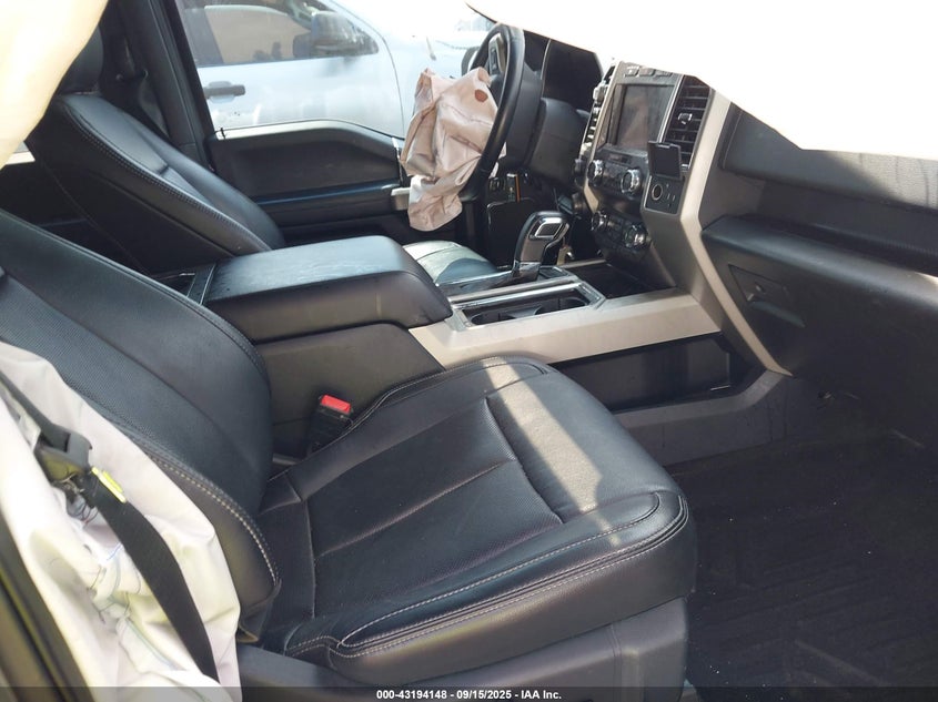 2020 FORD F-150 LARIAT - 1FTEW1C59LFB19605