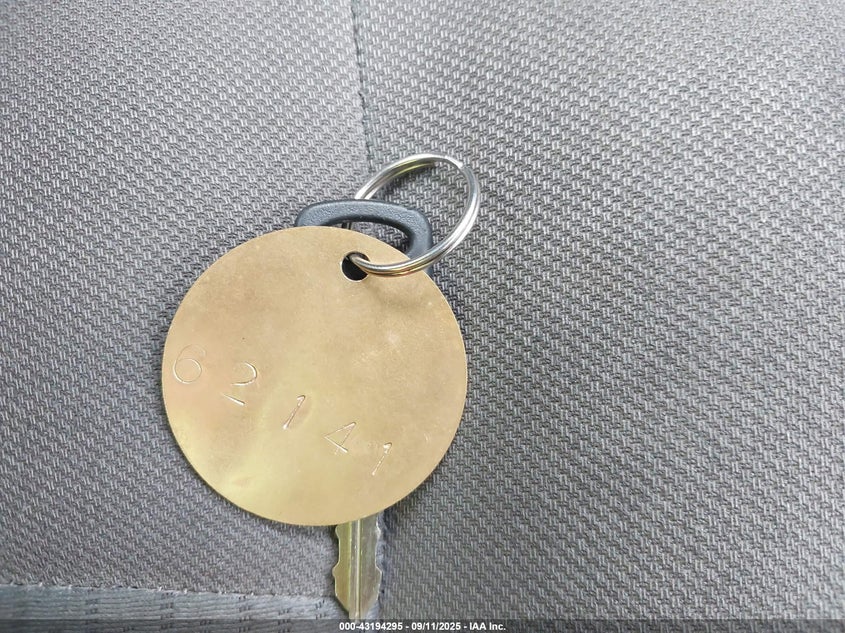 2018 Ford E-350 Cutaway VIN: 1FDEE3FS2JDC33157 Lot: 43194295