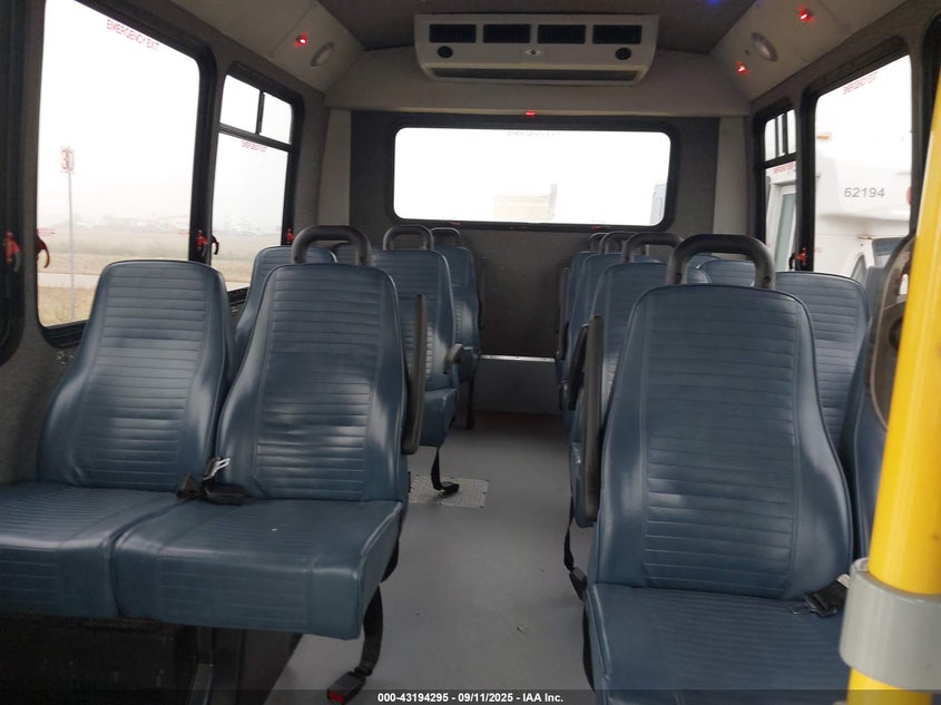 2018 Ford E-350 Cutaway VIN: 1FDEE3FS2JDC33157 Lot: 43194295