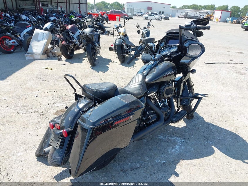 2020 HARLEY-DAVIDSON FLTRXS - 1HD1KTP18LB672572