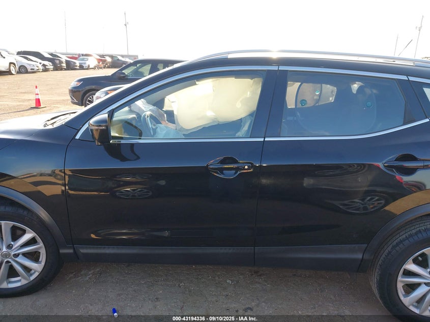 2018 NISSAN ROGUE SPORT SV - JN1BJ1CR3JW284327