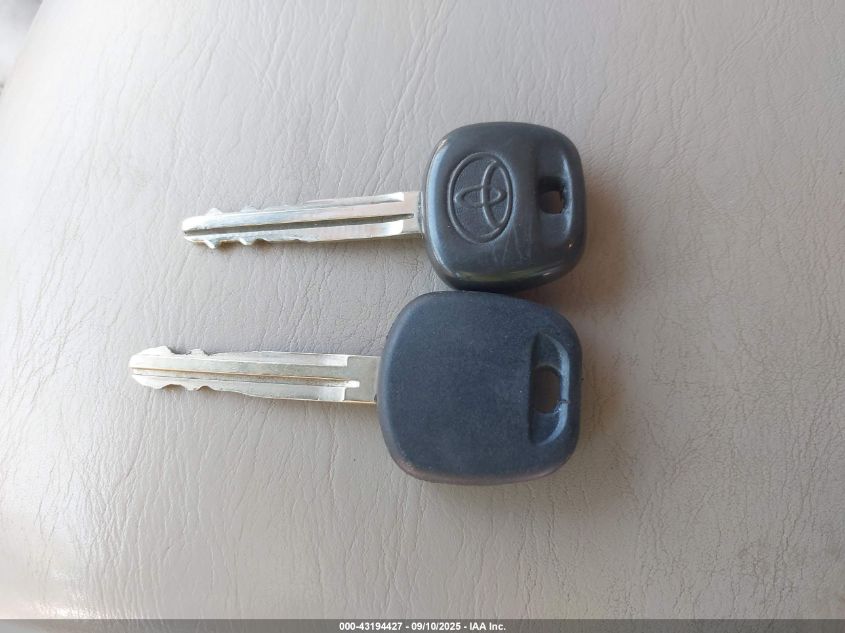 2002 Toyota Avalon Xls VIN: 4T1BF28B22U216593 Lot: 43194427