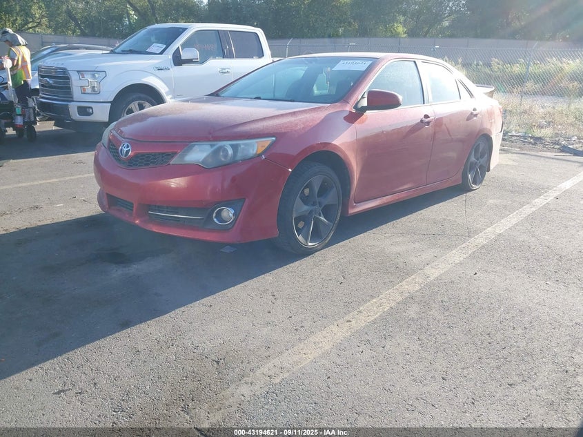 2012 Toyota Camry Se Limited Edition red sedan gasoline 4T1BF1FK8CU612011 photo #3