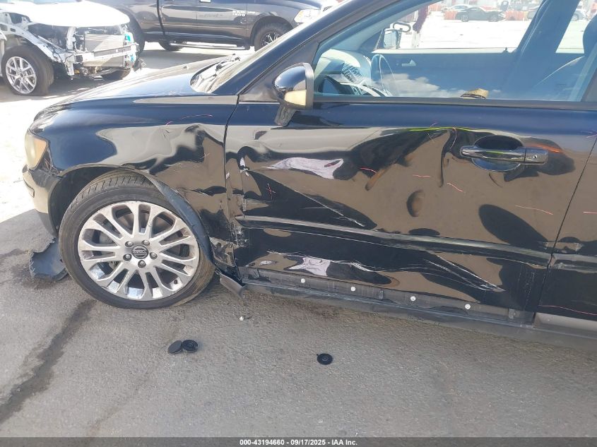 2004 Volvo S40 T5 VIN: YV1MS682842021560 Lot: 43194660