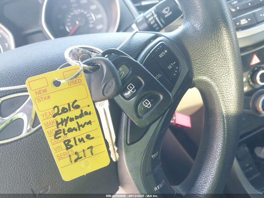 2016 HYUNDAI ELANTRA SE - 5NPDH4AE6GH731217