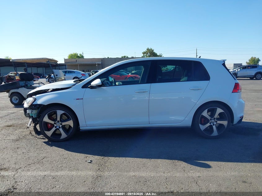 2016 VOLKSWAGEN GOLF GTI SE W/PERFORMANCE PACKAGE 4-DOOR - 3VW447AU0GM033598