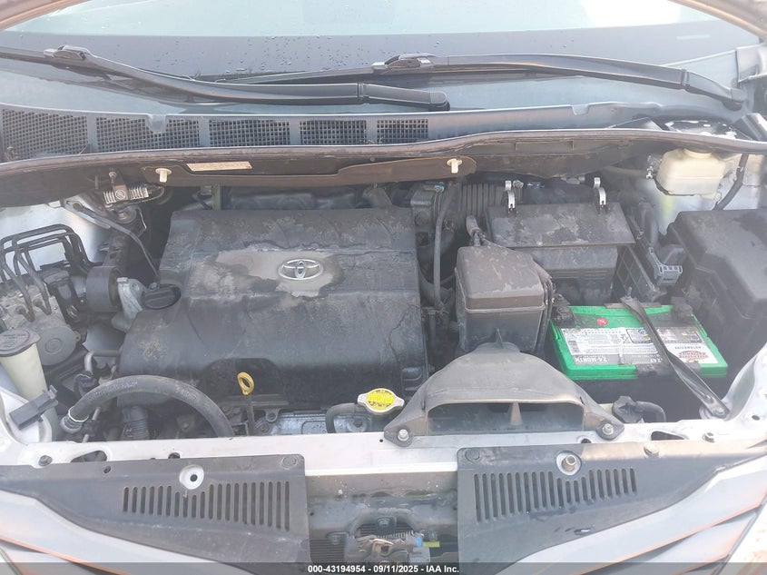 2011 Toyota Sienna Xle VIN: 5TDDK3DC9BS003738 Lot: 43194954