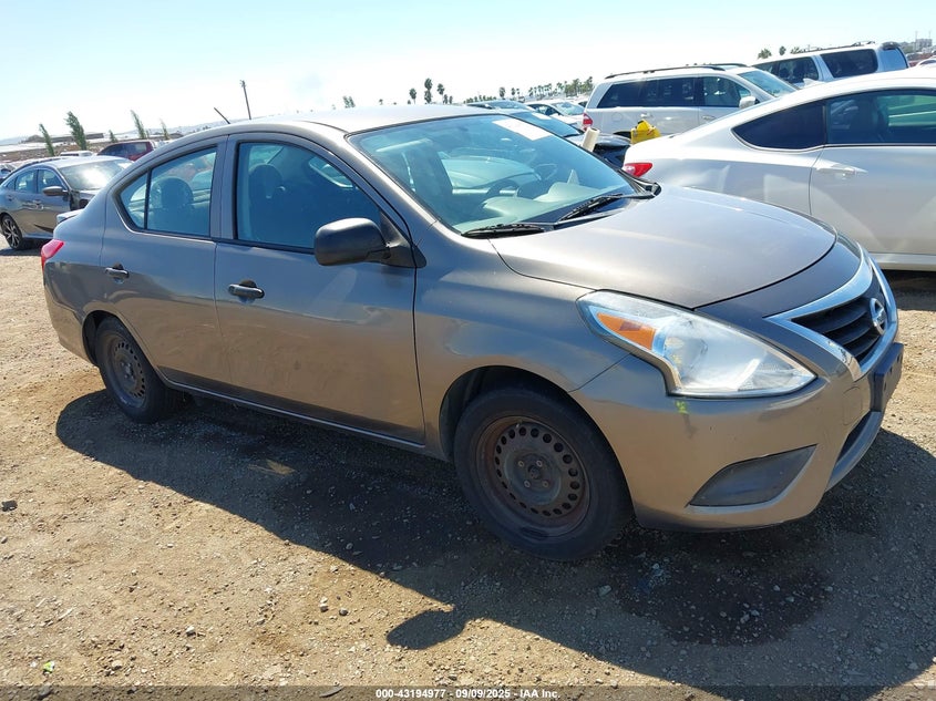 2015 NISSAN VERSA 1.6 S+ - 3N1CN7AP8FL813958