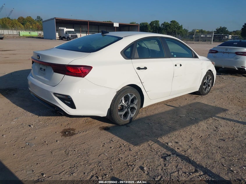 VIN 3KPF24AD9LE185612 2020 KIA FORTE LXS