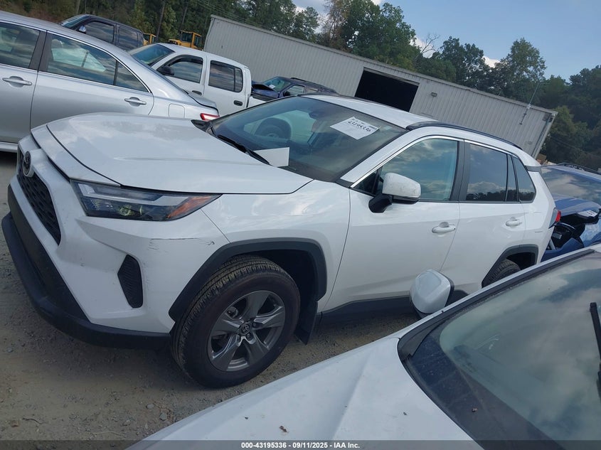 2025 TOYOTA RAV4 XLE 2T3W1RFV6SC308658