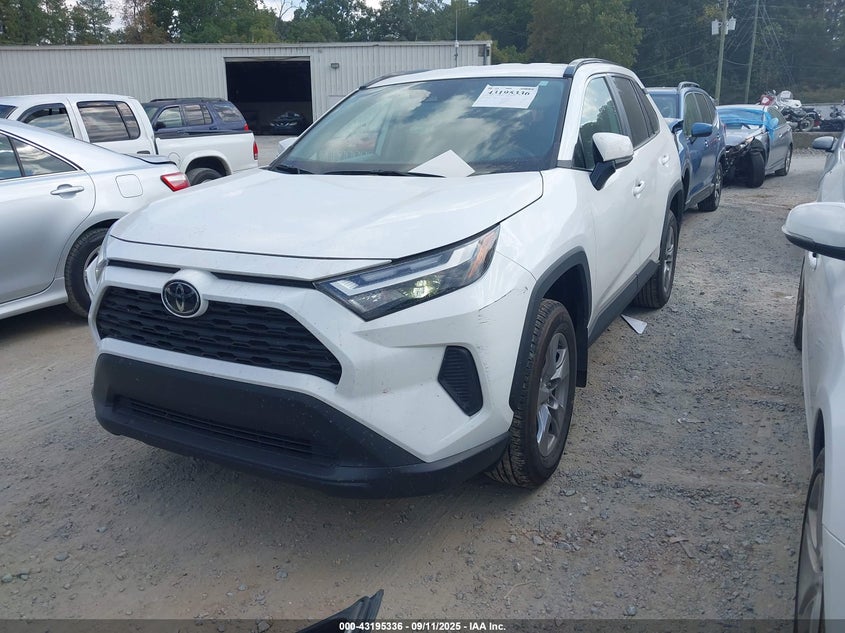 2025 TOYOTA RAV4 XLE 2T3W1RFV6SC308658