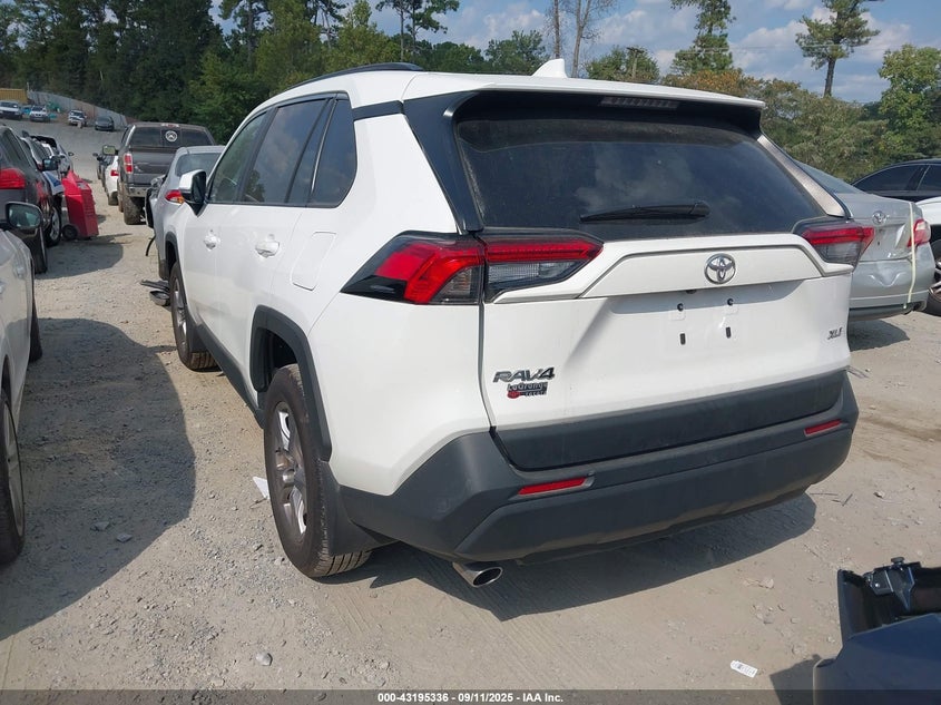 2025 TOYOTA RAV4 XLE 2T3W1RFV6SC308658
