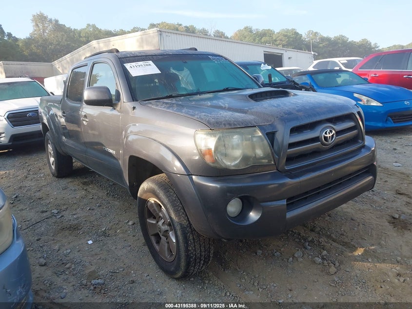 TOYOTA TACOMA BASE V6