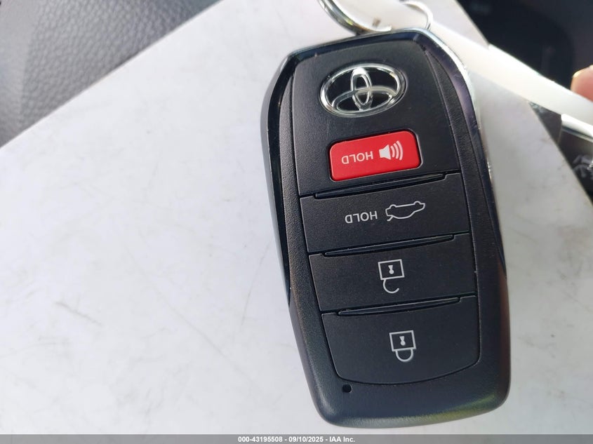 2025 TOYOTA CAMRY SE - 4T1DAACK0SU598843