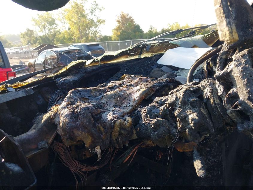 2007 Ford E-350 Super Duty Xl/Xlt VIN: 1FBNE31L97DA75210 Lot: 43195537